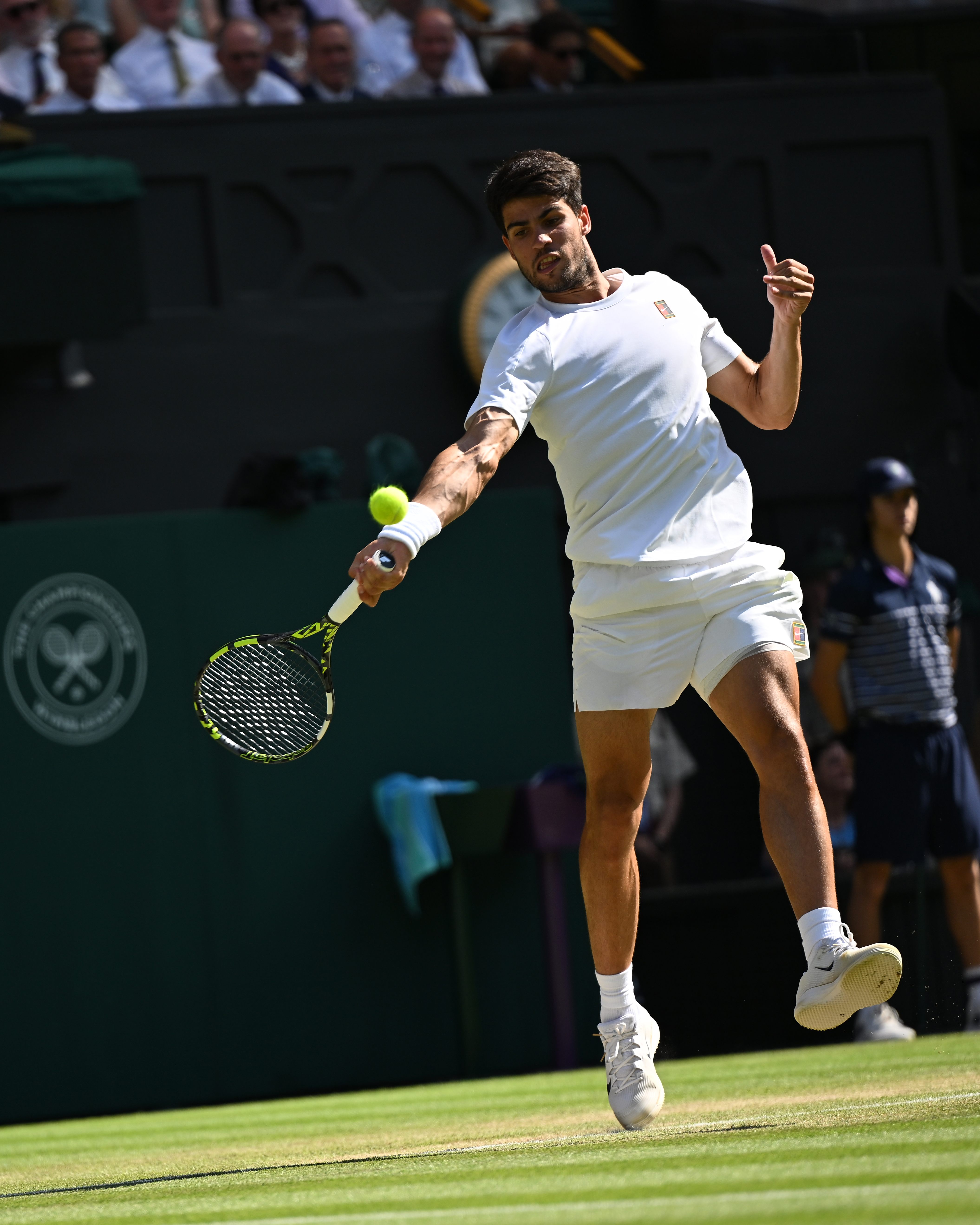 温网翻盘联合杯，阿尔卡拉斯状态火热的简单介绍