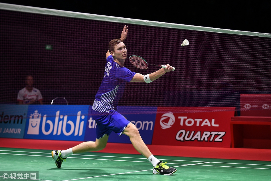 印尼队碾压中国队,桃田贤斗点燃赛场 印尼队碾压中国队,桃田贤斗点燃赛场