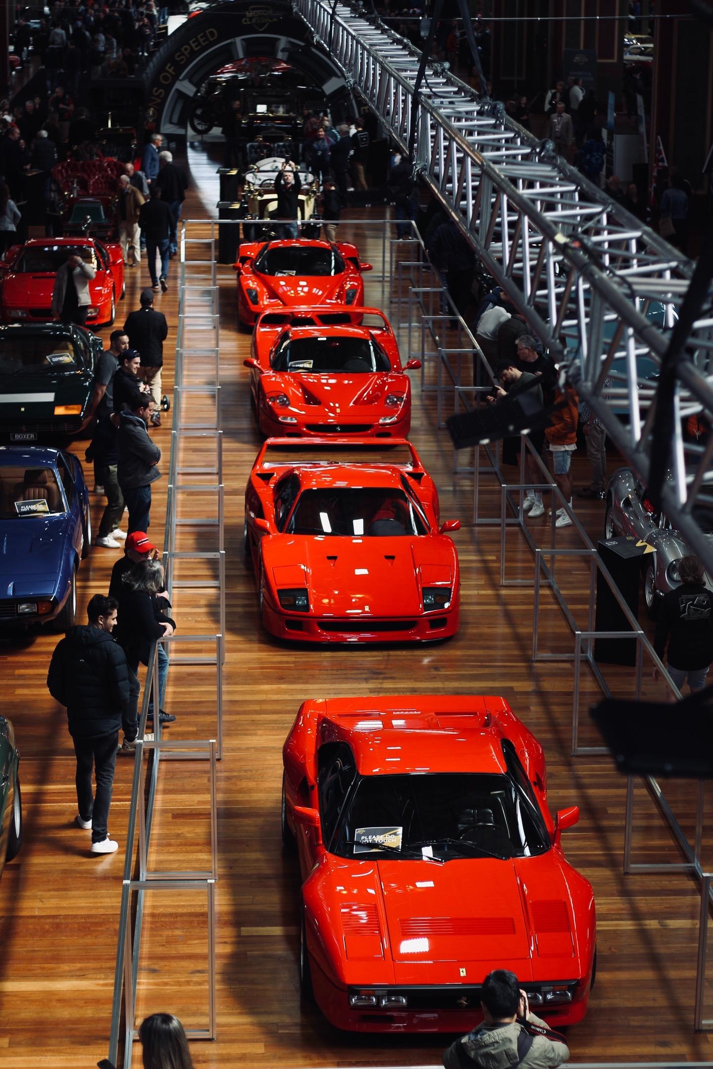 法拉利翻盘雷诺车队,拉塞尔点燃赛场 法拉利翻盘雷诺车队,拉塞尔点燃赛场