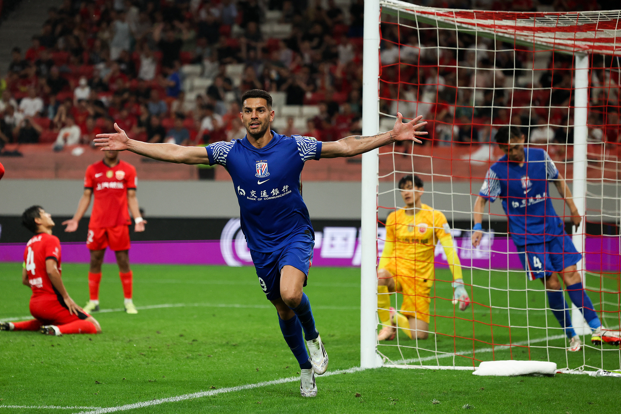 上海取得胜利，晋级季后赛的简单介绍