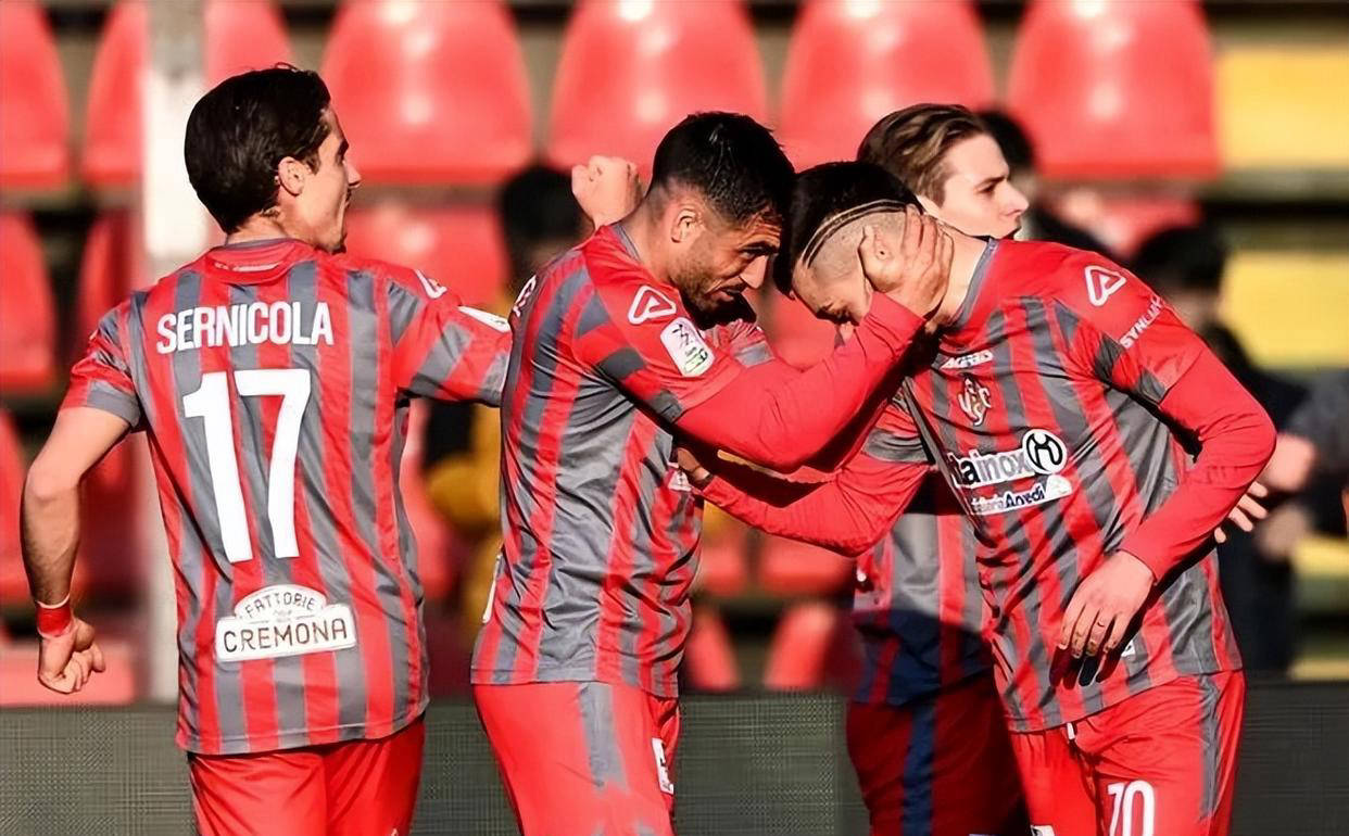 开云体育官网-关于米兰城德比大胜萨索洛，连胜势头的信息