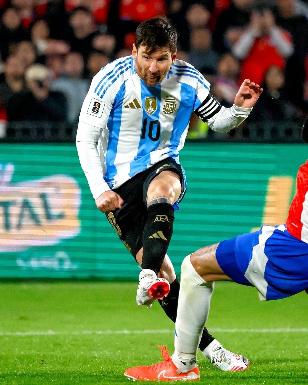 开云体育直播-阿根廷队遭遇淘汰，梅西或将退役