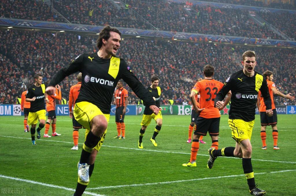 包含门兴格拉德巴赫冲刺欧冠附加赛的词条