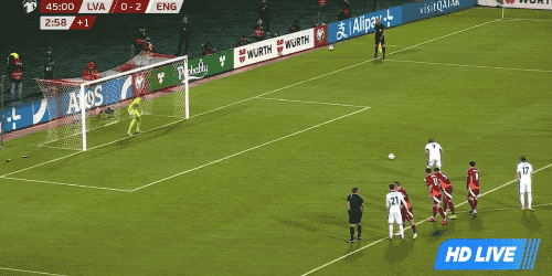 关于英格兰豪取五连胜，无敌晋级淘汰赛的信息