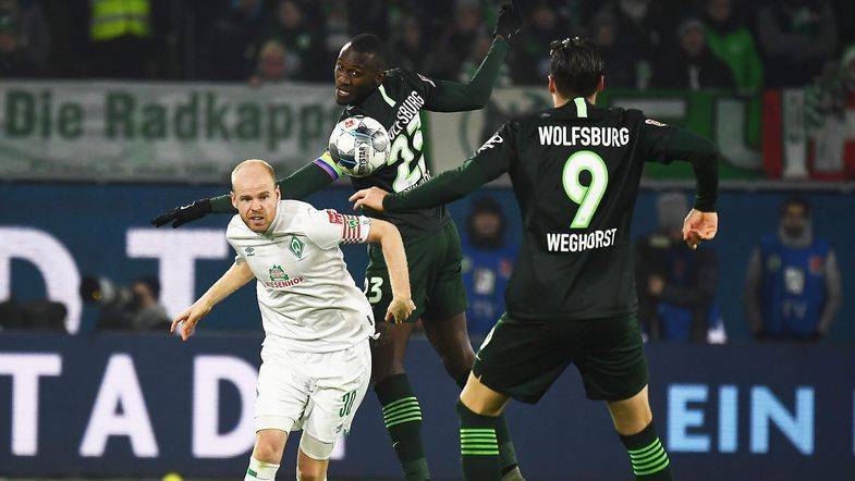 包含沃尔夫斯堡击败强敌，实力得到肯定的词条