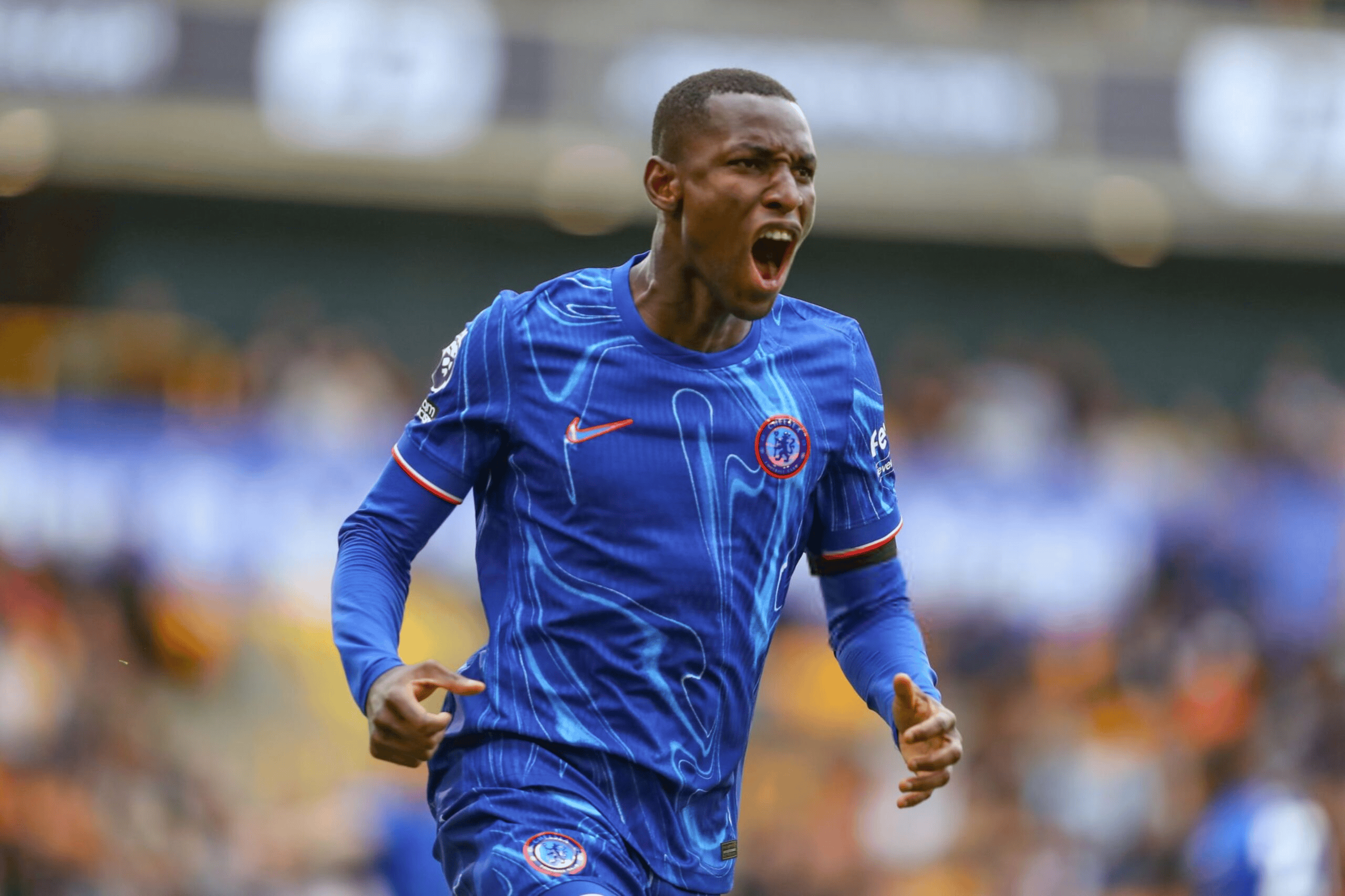 国际米兰官方宣布续约年轻前锋，提升球队锋线的简单介绍