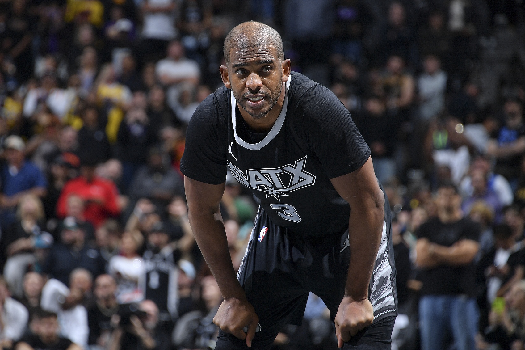 马刺队后卫连续场砍下+得分的简单介绍