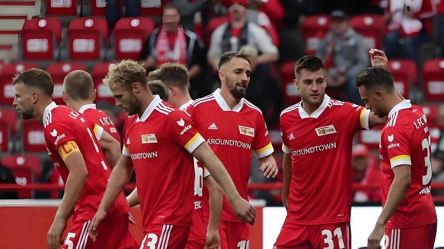 包含莱比锡红牛险胜，下一轮对手强大无比的词条