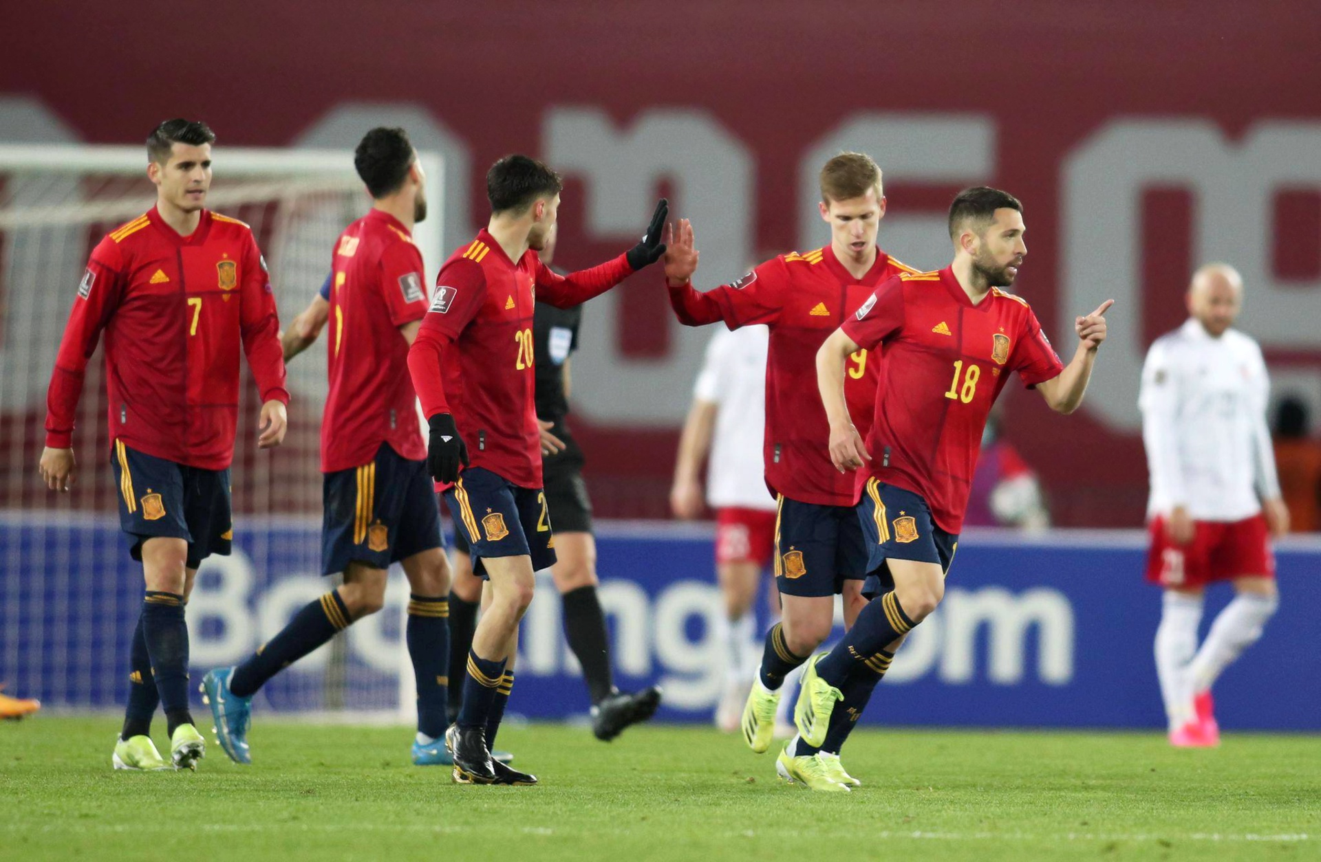 阿尔巴尼亚队战胜对手，未能晋级下一轮