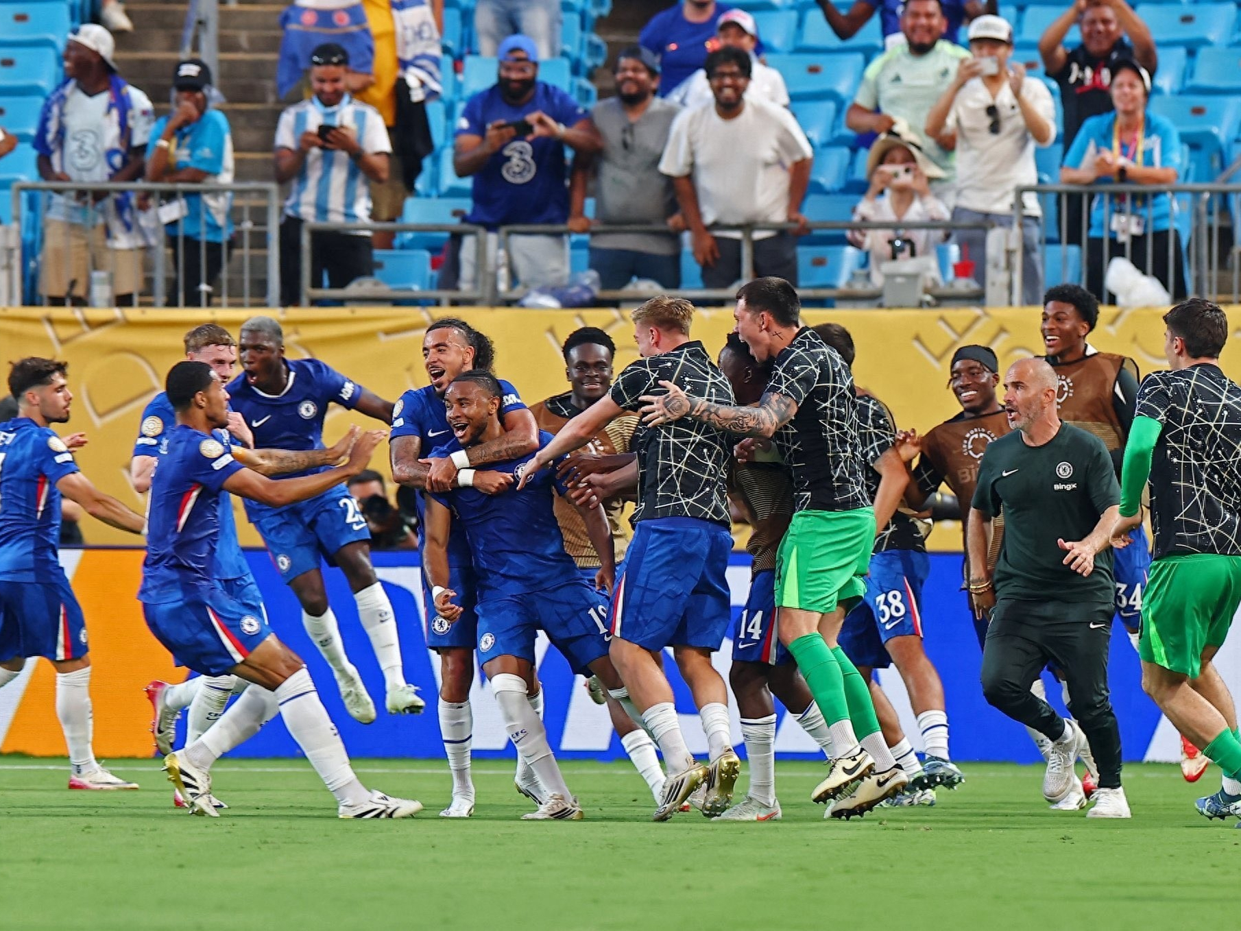 切尔西在客场实现关键胜利，表现稳定