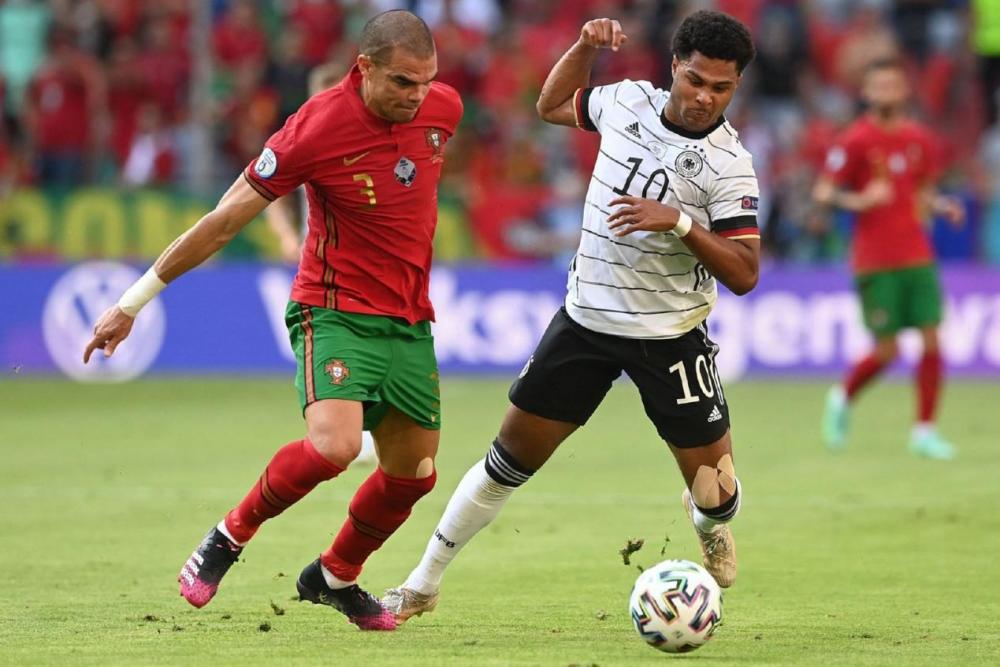 葡萄牙轻取加拿大，博格巴统治全场的简单介绍