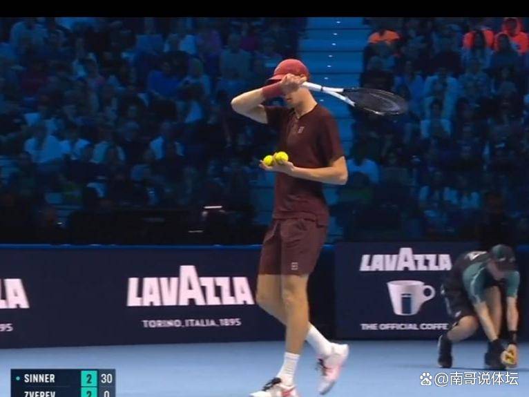 ATP总决赛横扫联合杯，辛纳点燃赛场
