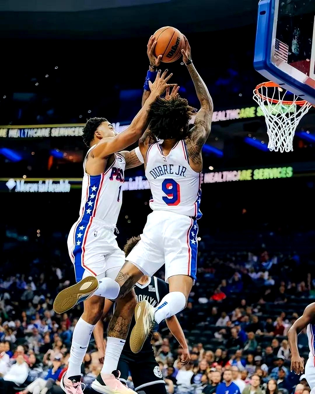 篮网B队翻盘鹈鹕，瓦兰丘纳斯制霸全场的简单介绍