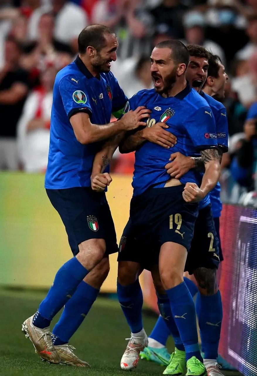 英格兰羽毛球队鏖战日本羽毛球队，戴资颖完成帽子戏法的简单介绍