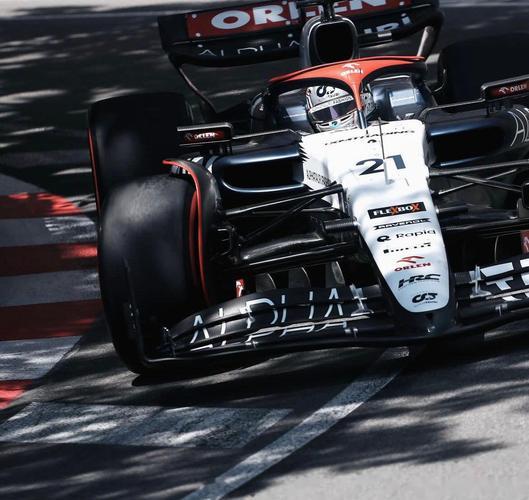 包含红牛二队力克红牛车队,阿隆索扛起全队的词条 包含红牛二队力克红牛车队,阿隆索扛起全队的词条