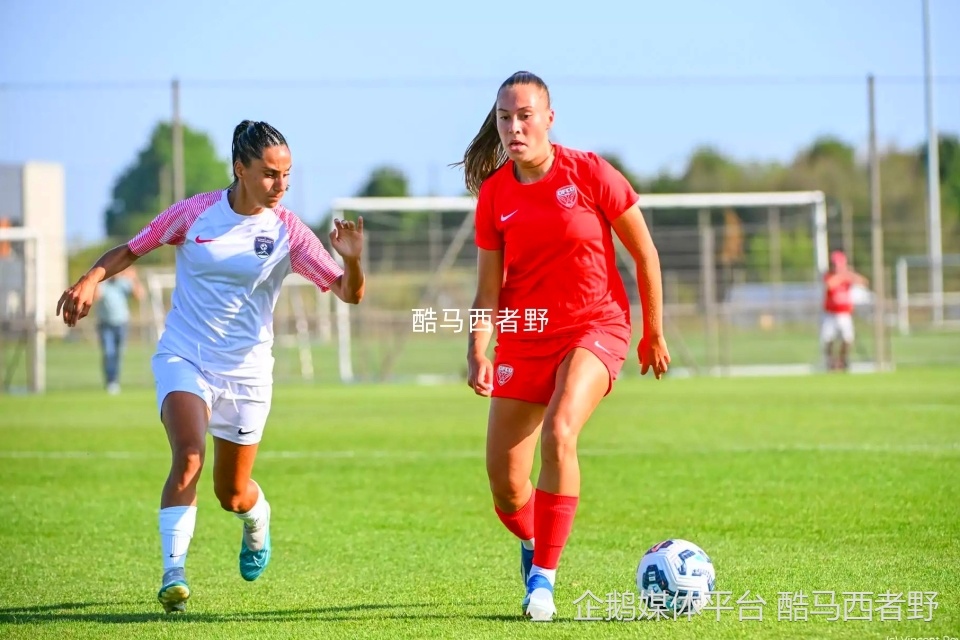关于国际友谊赛上,女足球员奉献精彩比赛的信息 关于国际友谊赛上,女足球员奉献精彩比赛的信息