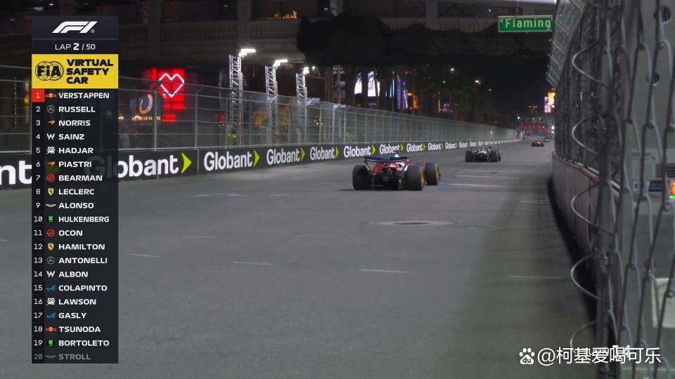 包含梅赛德斯险胜雷诺车队，皮亚斯特里点燃赛场的词条