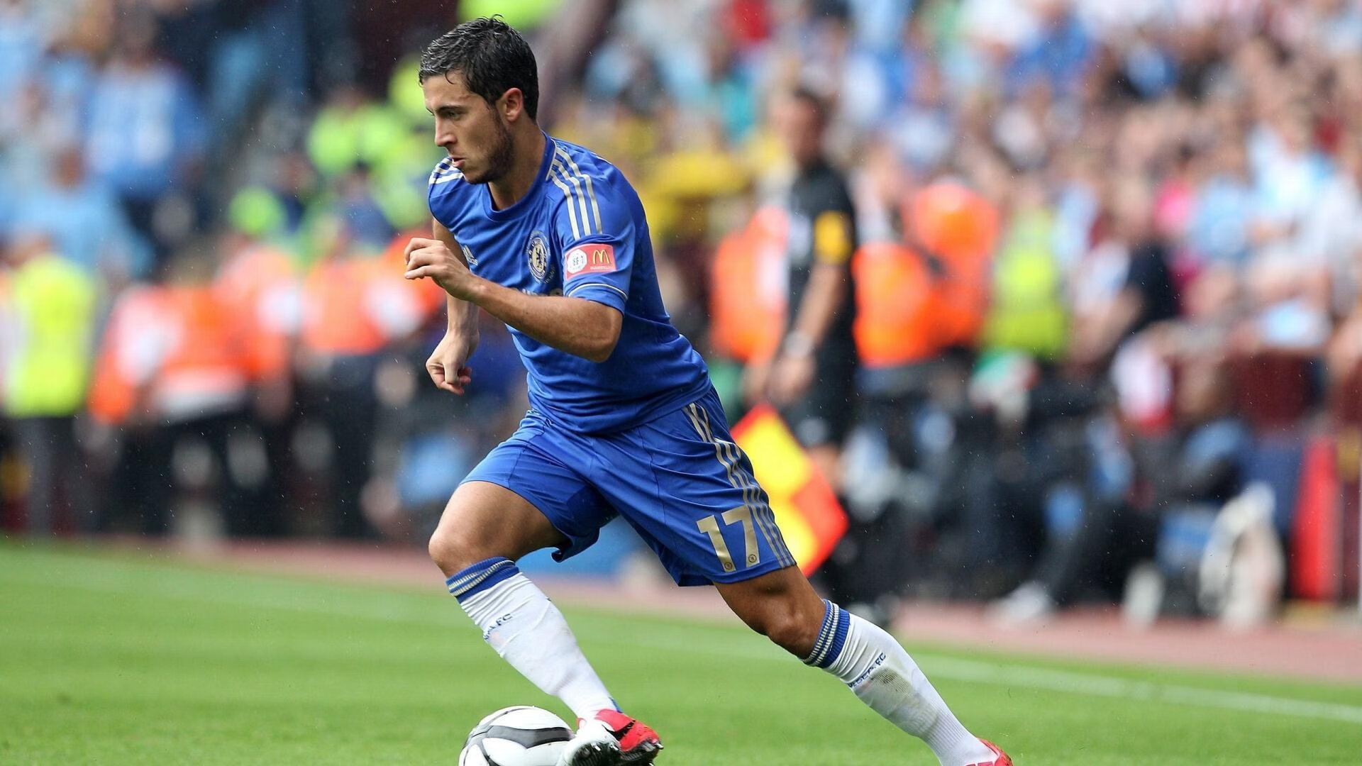 赛道与球场，当詹姆斯在F1年度争冠接管比赛，热火强行终结奇才