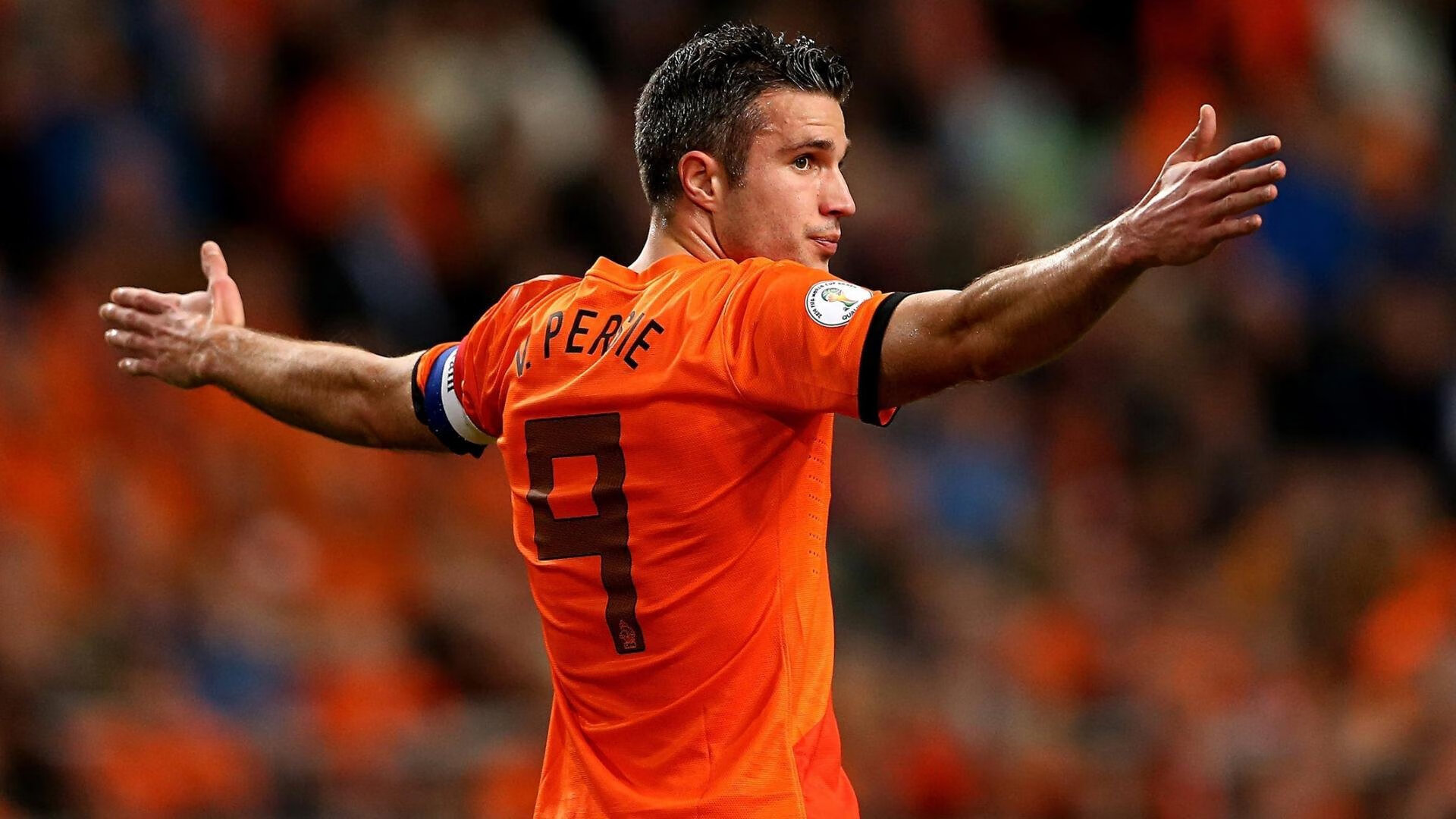 决胜时刻，詹姆斯如何成为勇士与骑士巅峰对决的关键先生