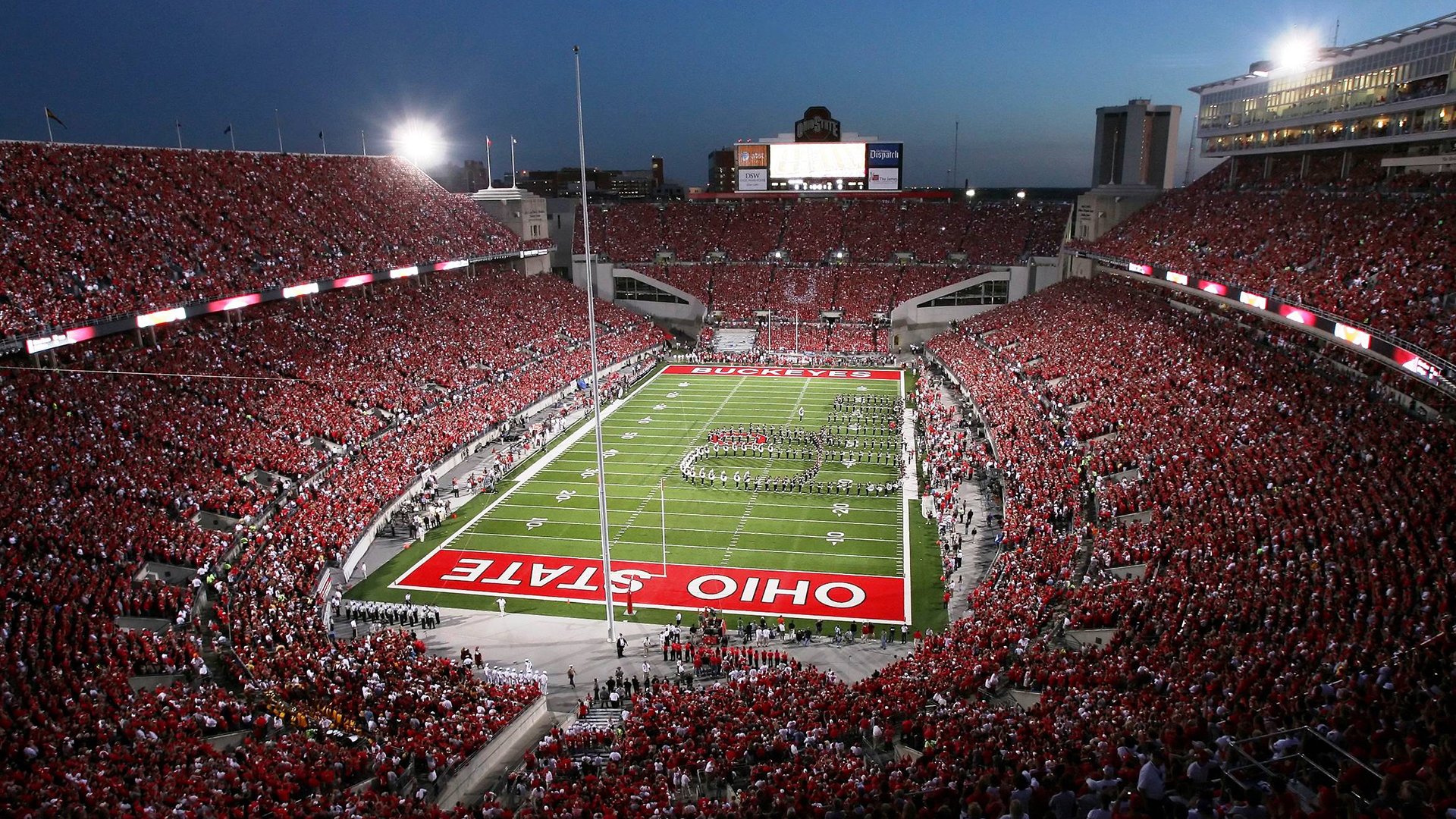 楚阿梅尼爆发，AC米兰绝杀洪都拉斯，一场跨越时空的足球狂想曲