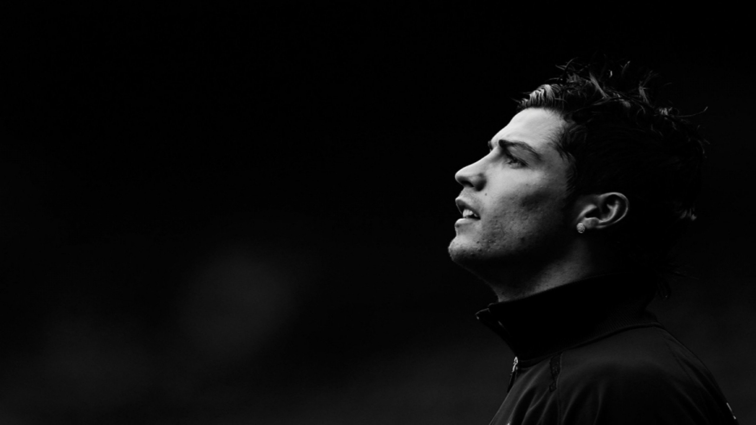 一夜定格的唯一,当皇家社会的风暴卷过摩纳哥,阿劳霍筑起不落长城